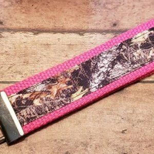 Hot Pink Camo Wrist Keyfob